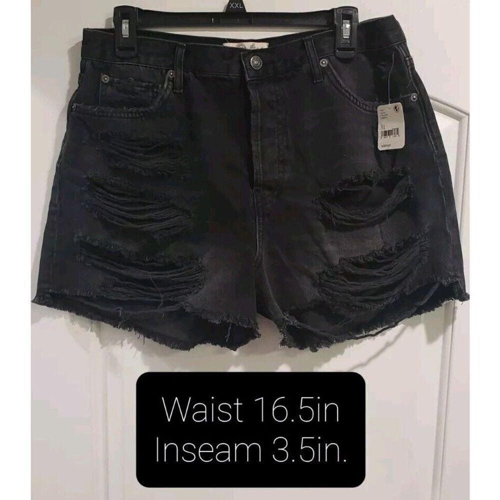 We the Free Distressed Cutoff Shorts in Montero  (Black) 3.5" Inseam Size 31 NWT